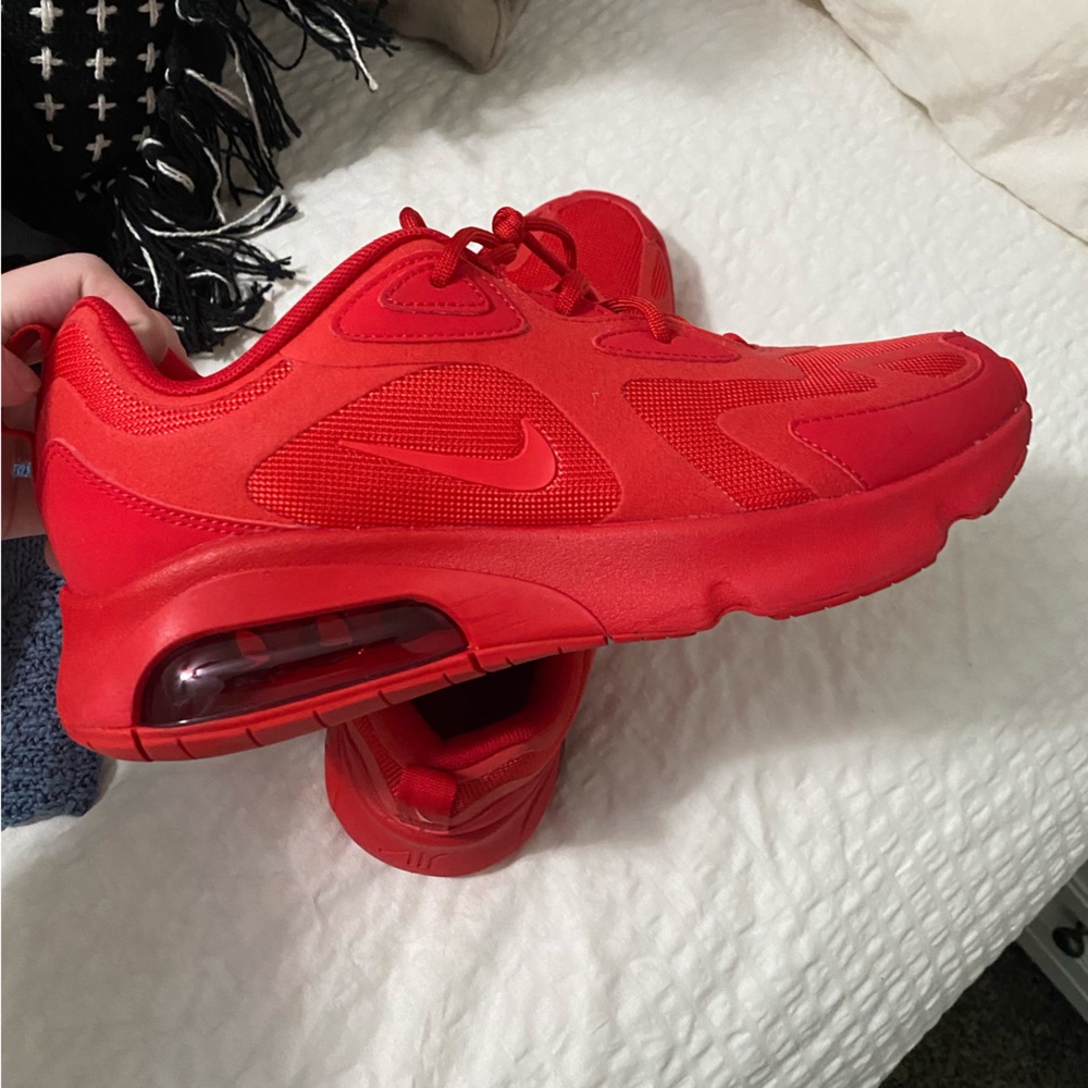 Nike air max size 10 womens red